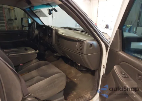 2006 Chevrolet Silverado 1500 Lt1 from USA, damaged, VIN 2GCEK13T761136828